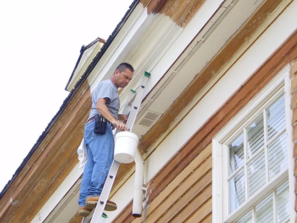 3 Questions to Ask Before Choosing Exterior Paint for Your Home