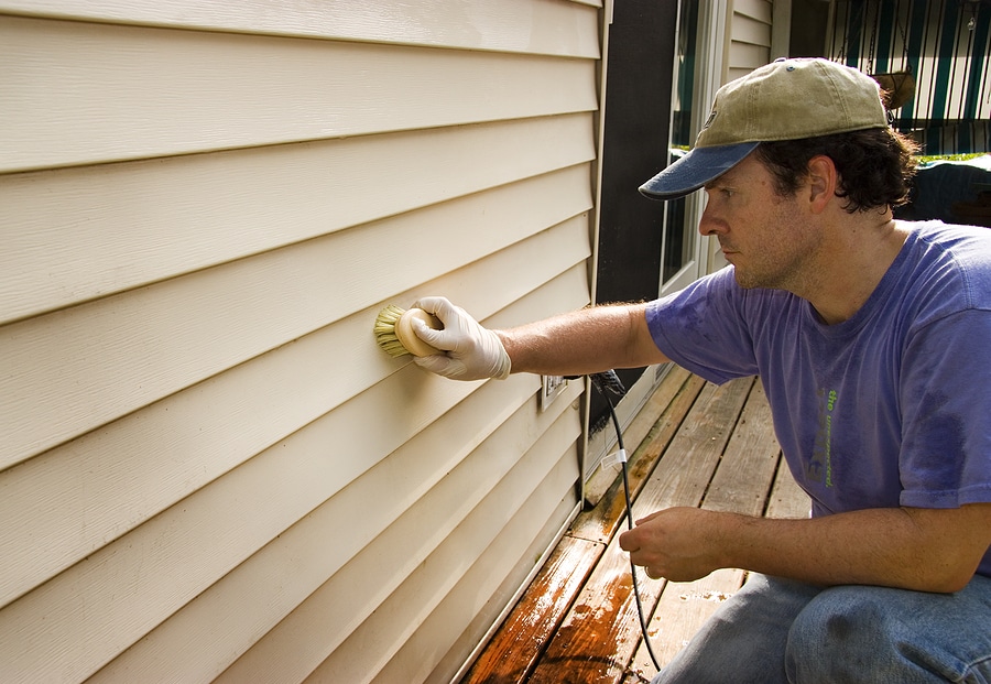 3 FAQs Regarding Vinyl Siding Maintenance